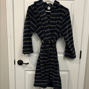 Tucker + Tate boys fleece robe. Size 10/12. Olive green/navy stripes.